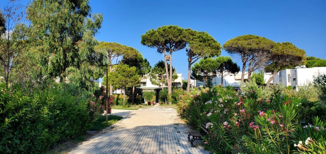 Villa Artino Durrës Exterior foto